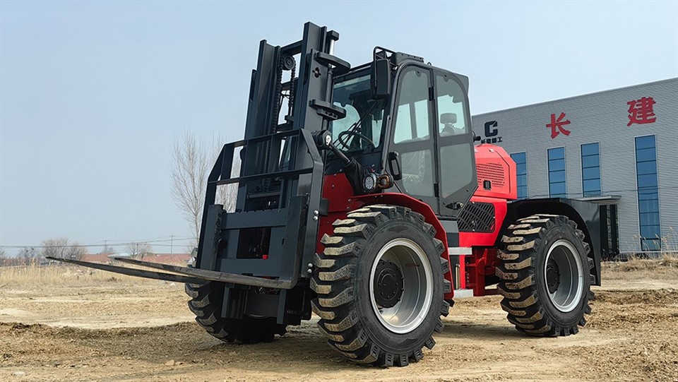 New 5 Tons Rear-Steering Off-road Forklift suppliers